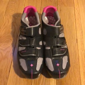 Chic Spin Shoes Rarely Used